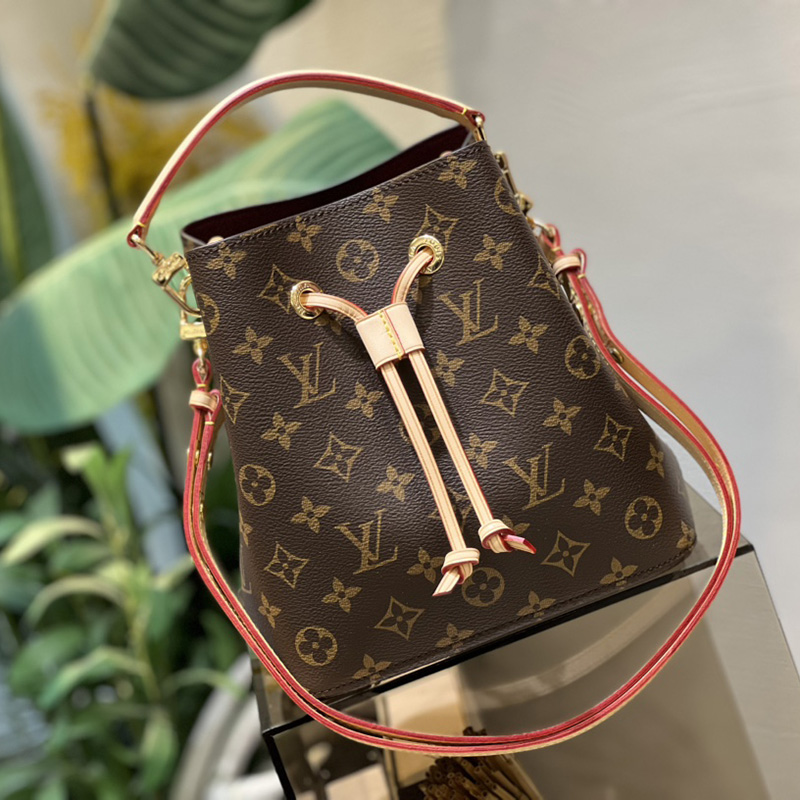 FASH LOUIS VUITTON Bag 2304DJ0123