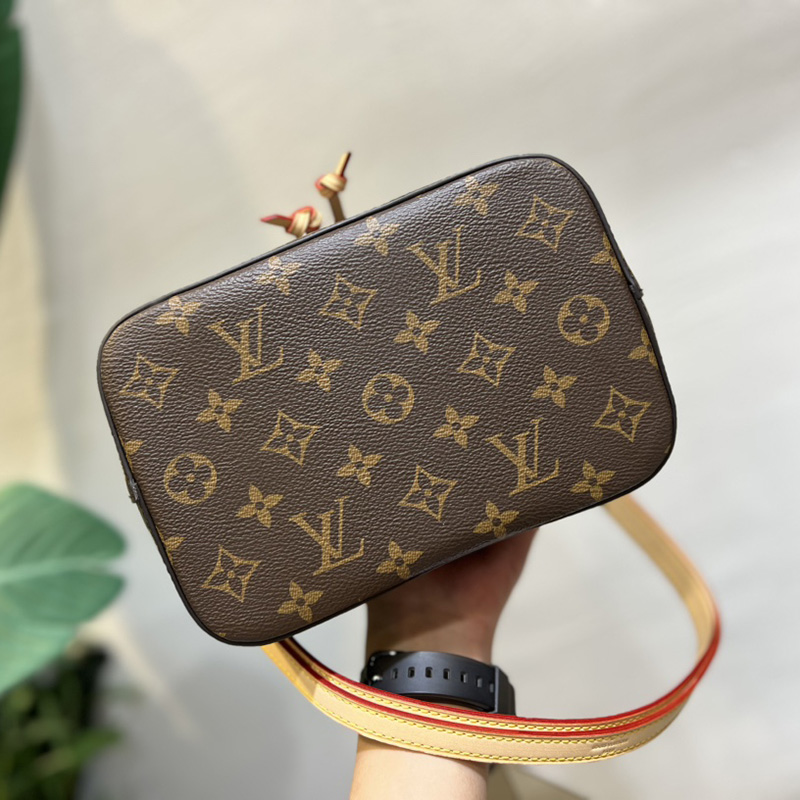 FASH LOUIS VUITTON Bag 2304DJ0123