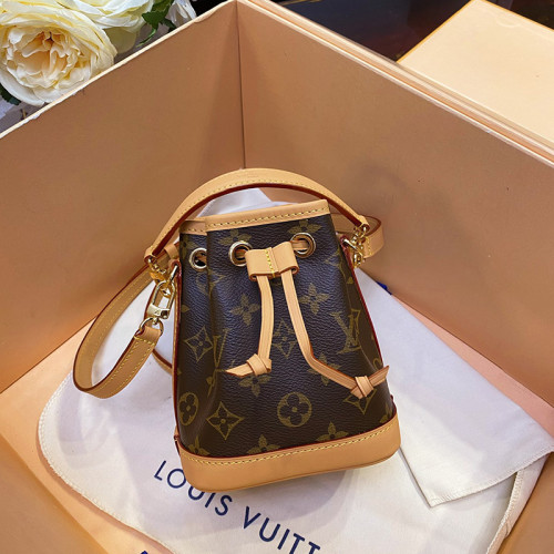 FASH LOUIS VUITTON Bag 2304DJ0124