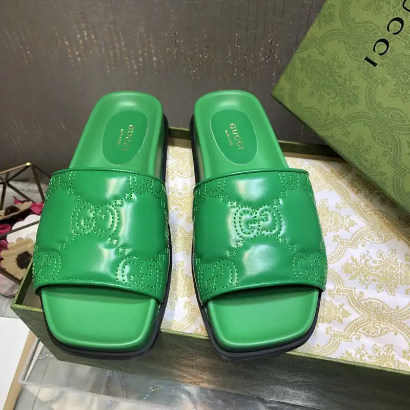 Cheap Gucci Shoes 2304MP0017