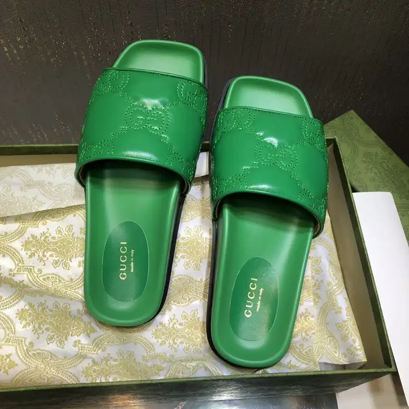 Cheap Gucci Shoes 2304MP0017