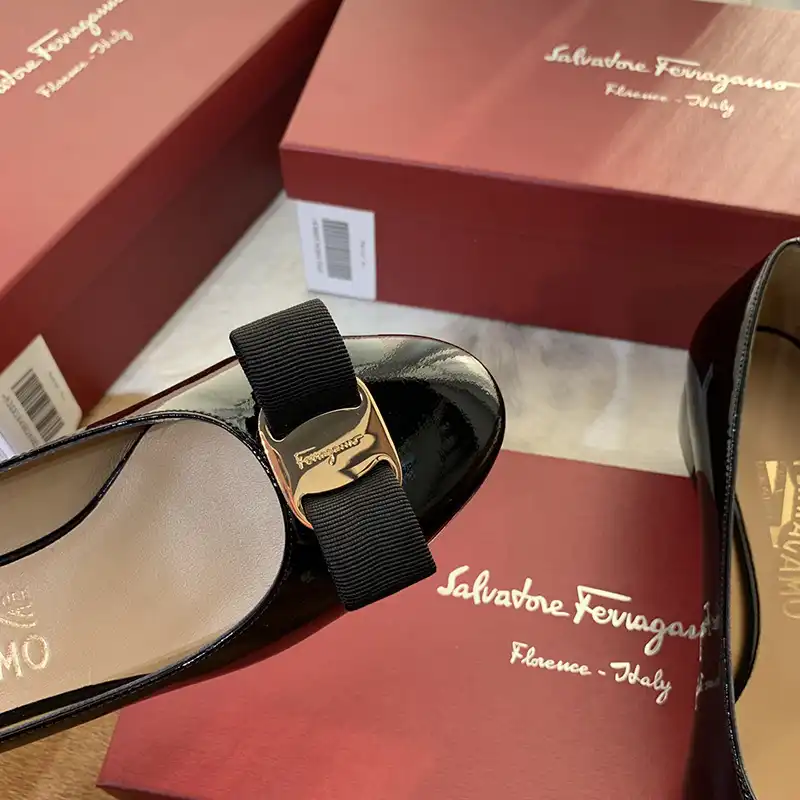 Salvatore Ferragamo Shoes 2304PZ0038