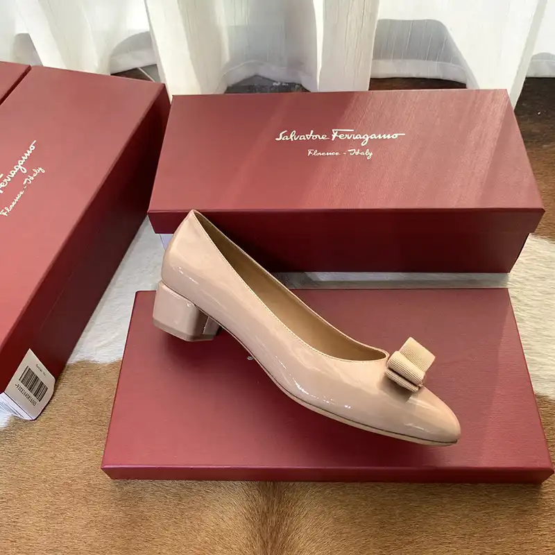 Salvatore Ferragamo Shoes 2304PZ0040