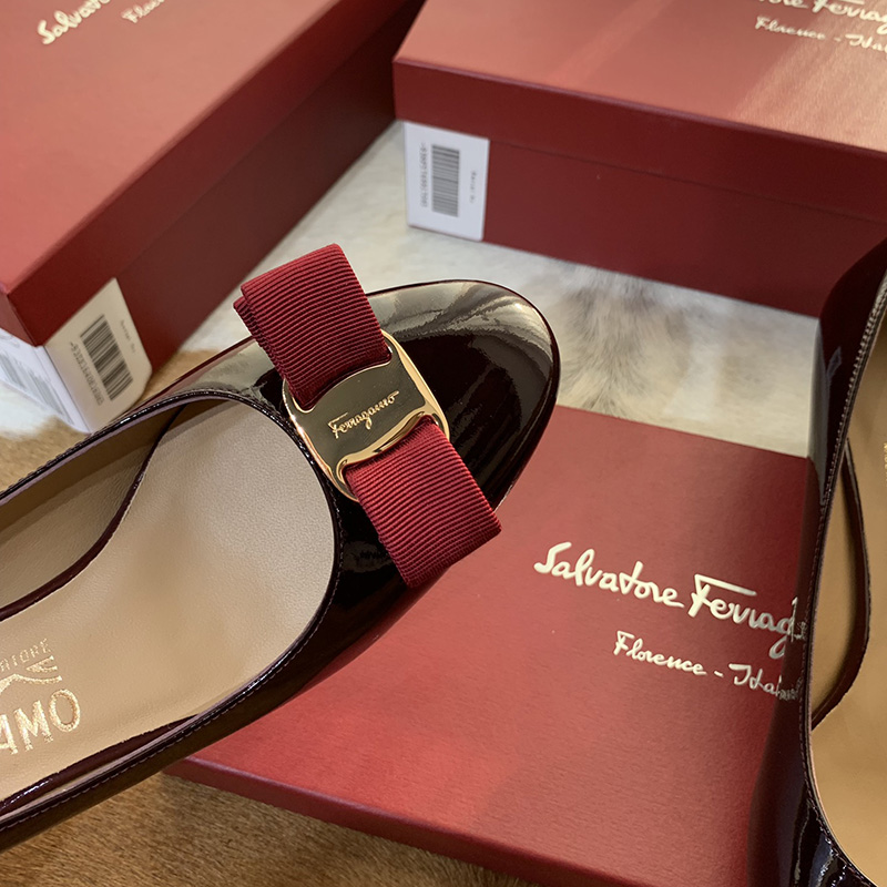 FASH SaLOUIS VUITTONatore Ferragamo Shoes 2304PZ0041