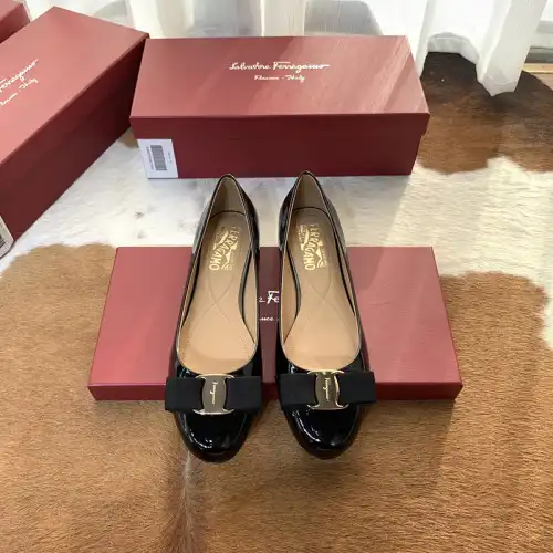 Salvatore Ferragamo Shoes 2304PZ0045