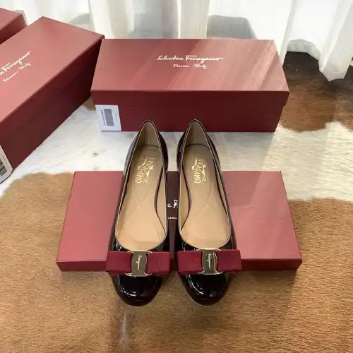 Salvatore Ferragamo Shoes 2304PZ0047