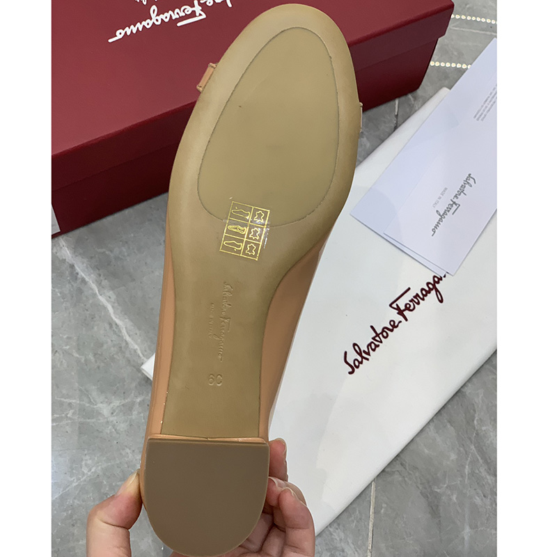 Salvatore Ferragamo Shoes 2304PZ0052