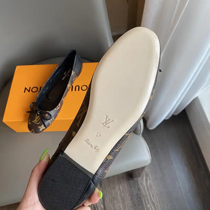 LV Shoes 2304PZ0065