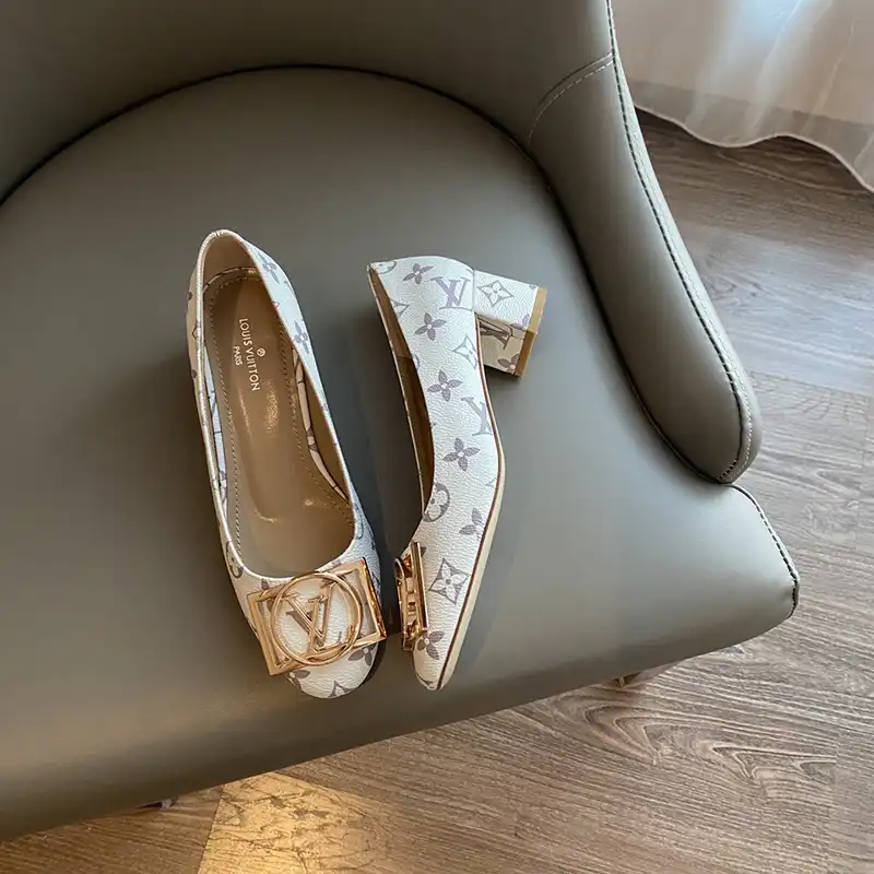 Fashionrepsfam ru LV Shoes 2304PZ0070