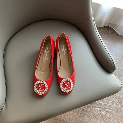 Fashionrepsfam ru LV Shoes 2304PZ0074