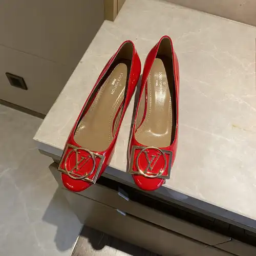 LV Shoes 2304PZ0083