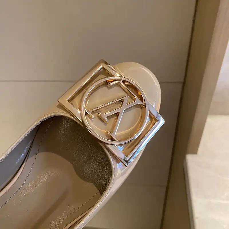 LV Shoes 2304PZ0084