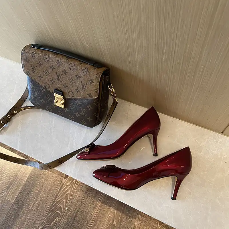 LV Shoes 2304PZ0107