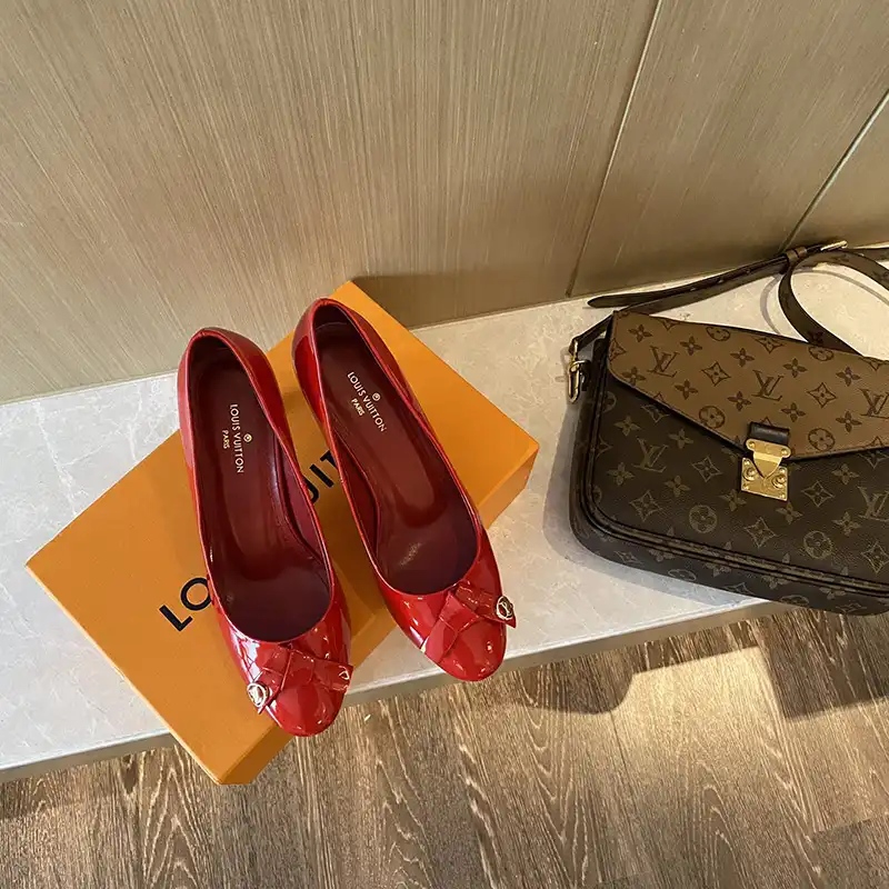 LV Shoes 2304PZ0108