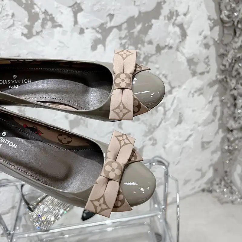 LV Shoes 2304PZ0119