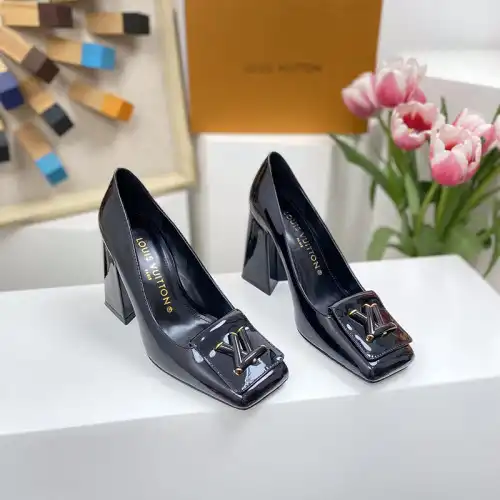 Fashionrepsfam ru LV Shoes 2304PZ0126