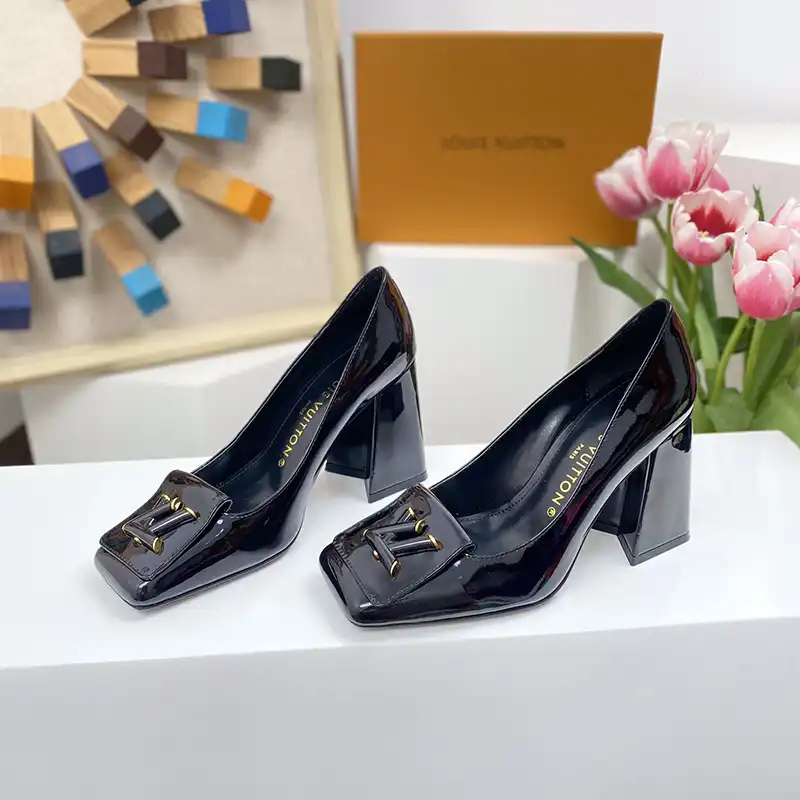 Fashionrepsfam ru LV Shoes 2304PZ0126