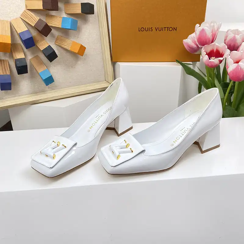 Fashionrepsfam ru LV Shoes 2304PZ0129