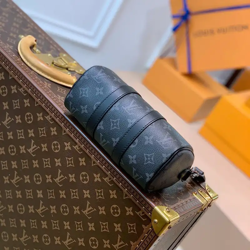 LV Bag 2304YA0001