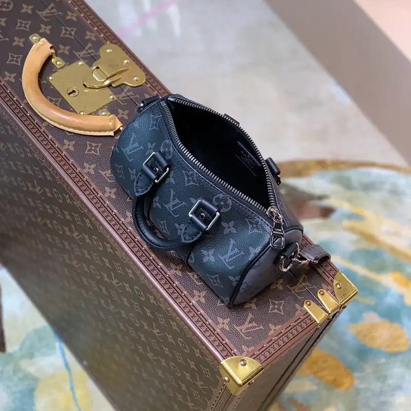 LV Bag 2304YA0001