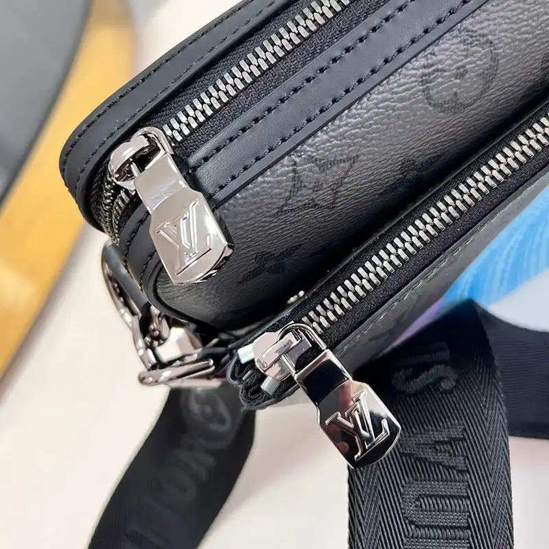 LV Bag 2304YA0002