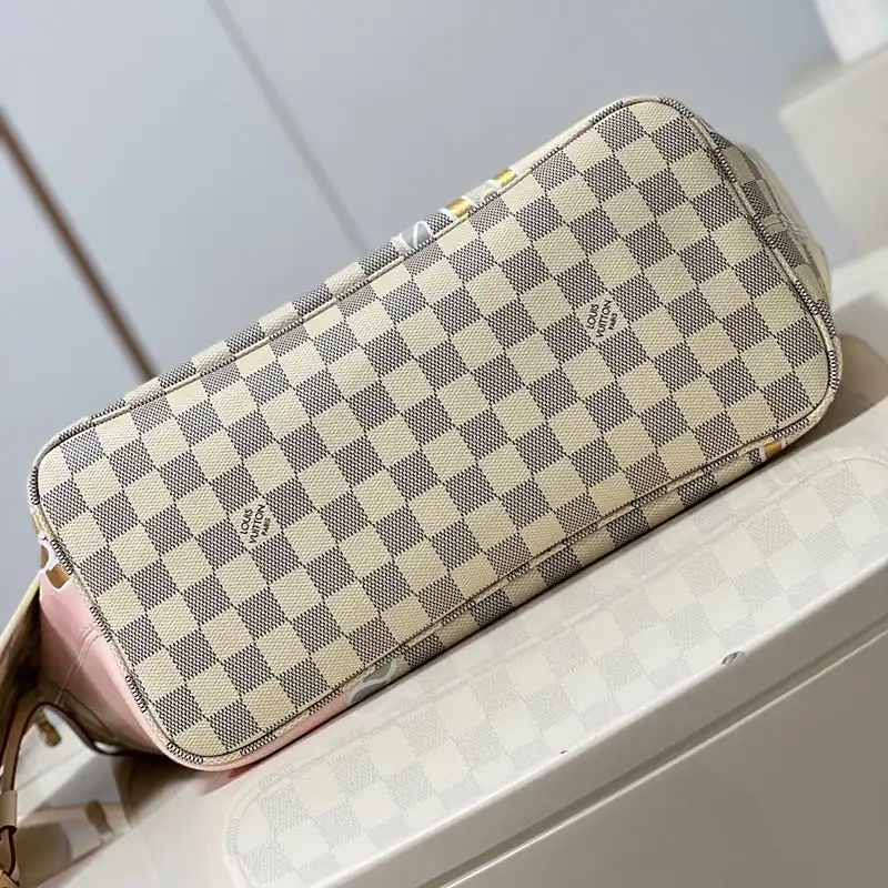 LV Bag 2304YA0006