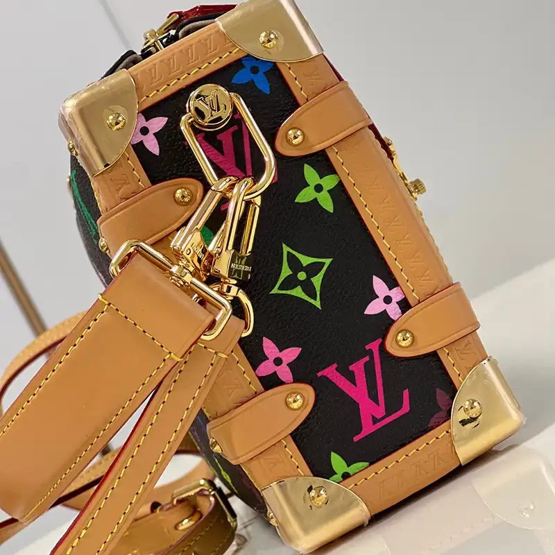 LV Bag 2304YA0012