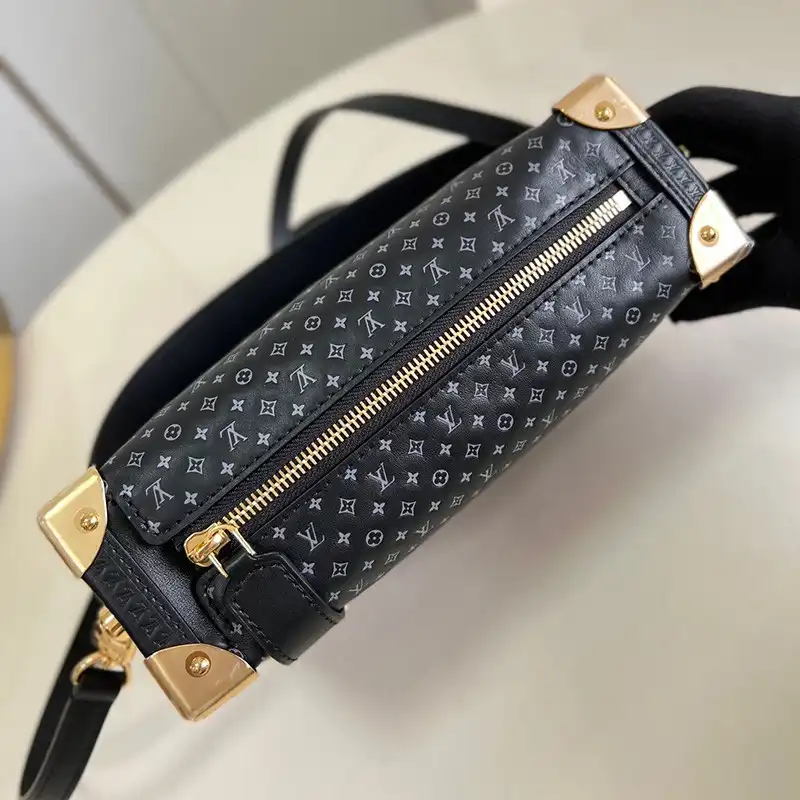 LV Bag 2304YA0014