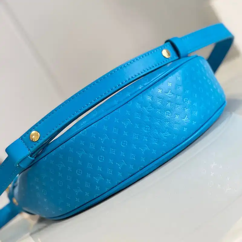 LV Bag 2304YA0019