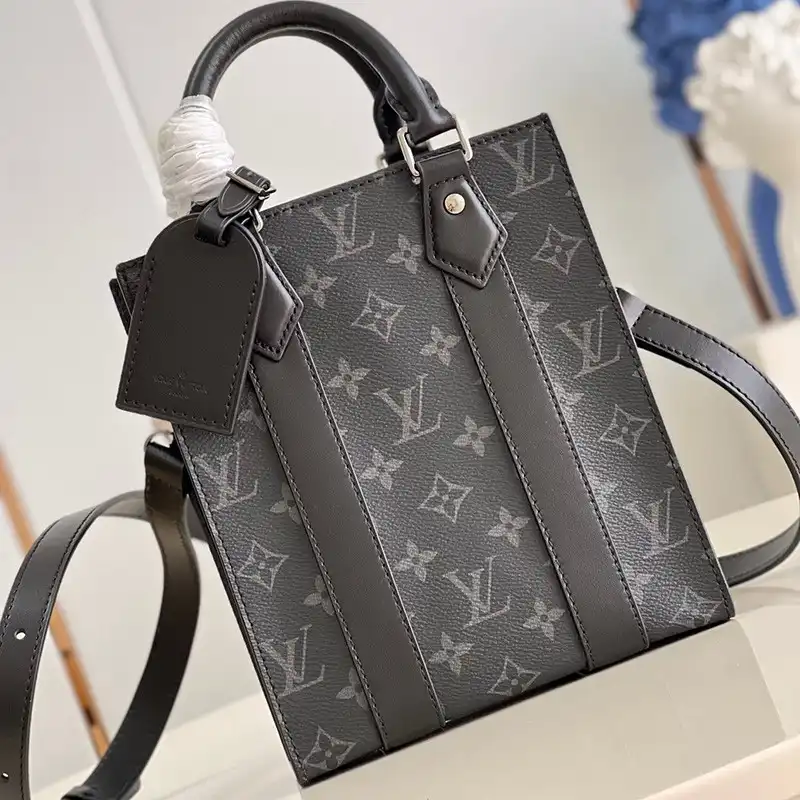 LV Bag 2304YA0162