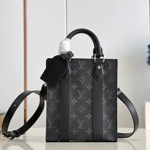 LV Bag 2304YA0162