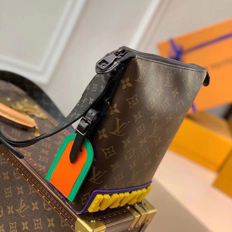 FASH LOUIS VUITTON Bag 2305HT0021