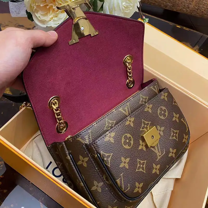 LV Bag 2306HT0003