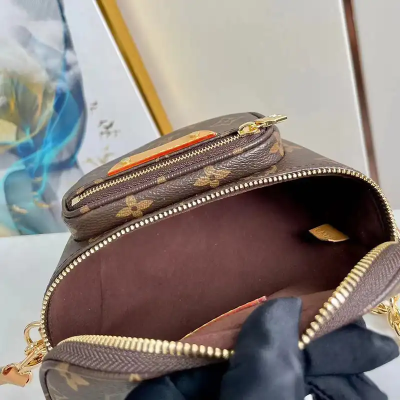 LV Bag 2306HT0004