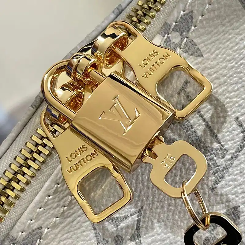 FASH LOUIS VUITTON Bag 2306HT0012