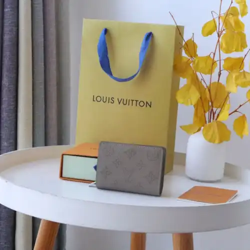 LV Bag 2306YA0008