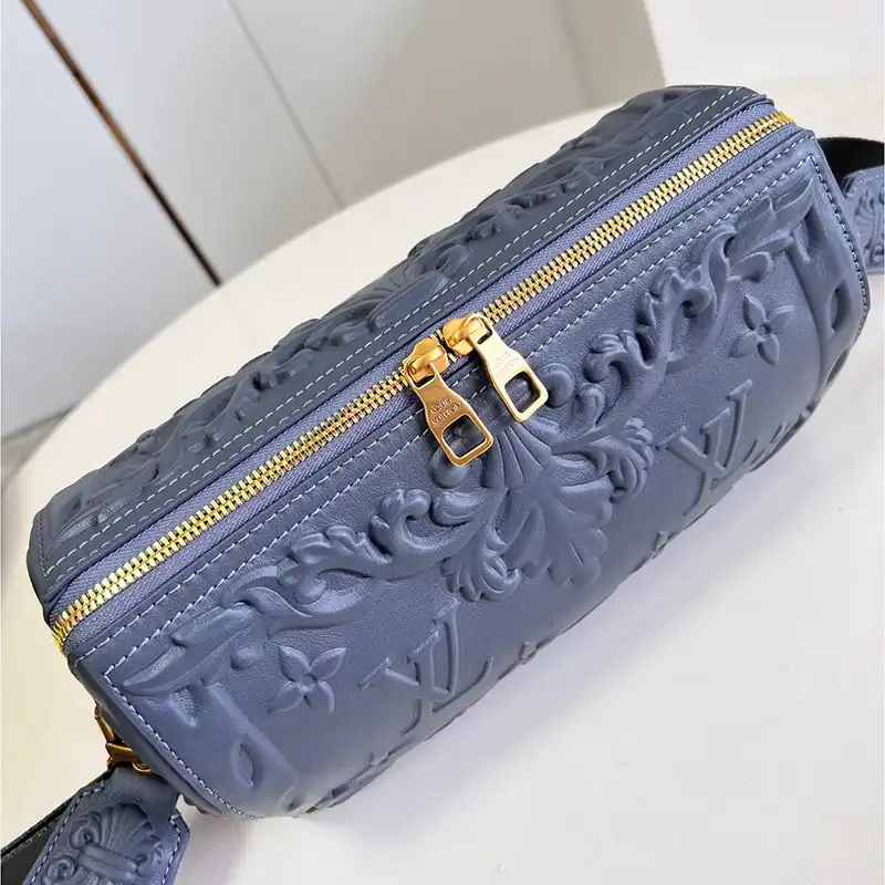 LV Bag 2306YA0011