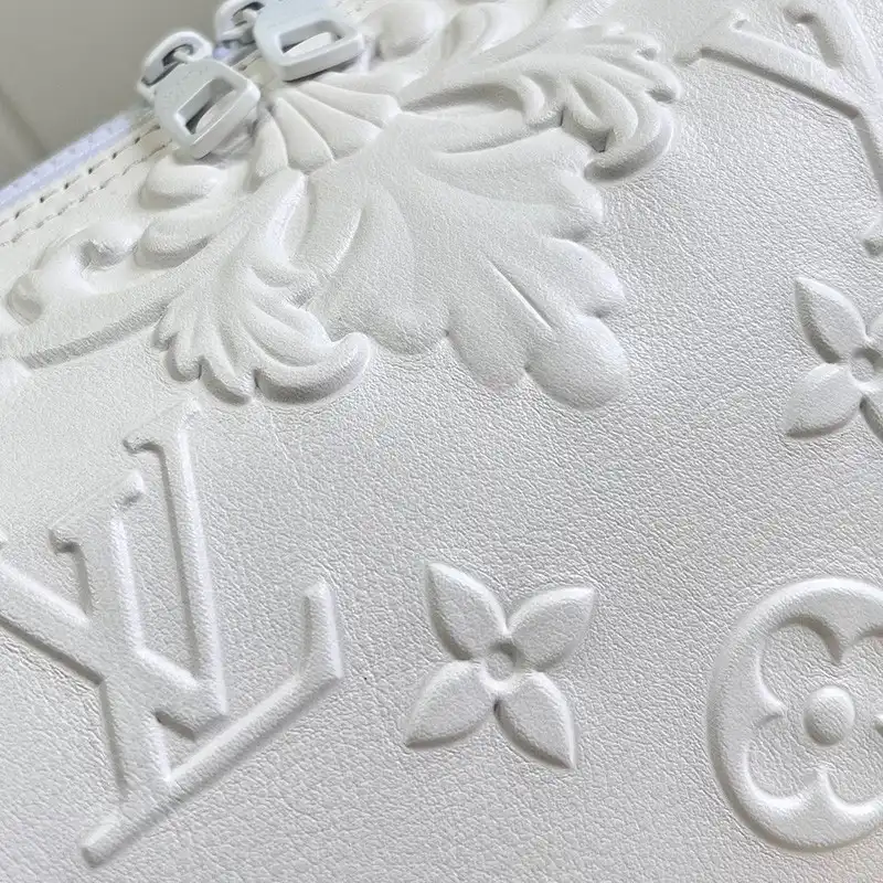 LV Bag 2306YA0012