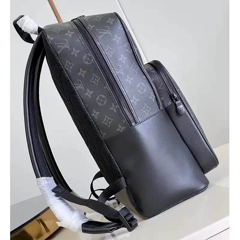 LV Bag 2306YA0015