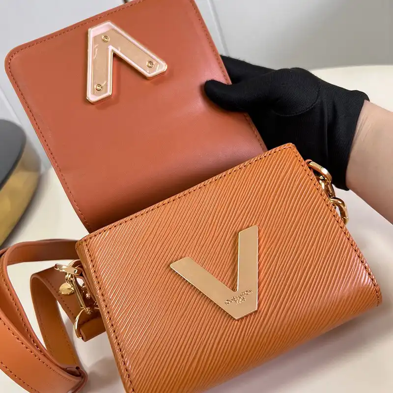 LV Bag 2306YA0019