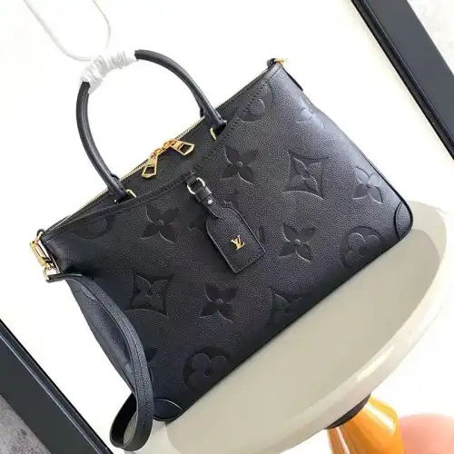 LV Bag 2306YA0143