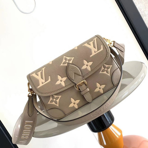 FASH LOUIS VUITTON Bag 2306YA0147