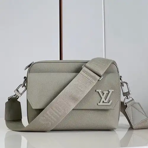 LV Bag 2306YA0169