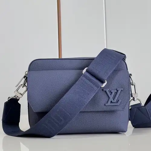 LV Bag 2306YA0170