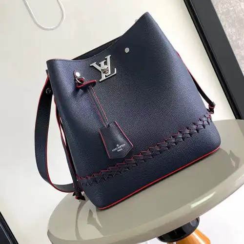 LV Bag 2308DJ0103