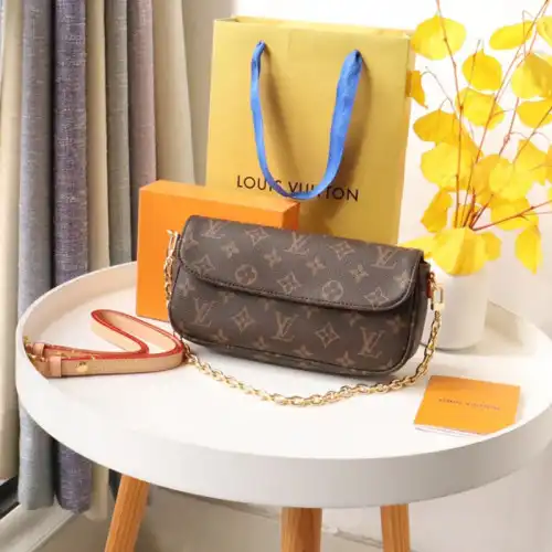 LV Bag 2308DJ0106