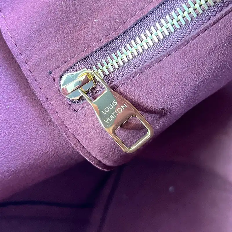 LV Bag 2309YA0006