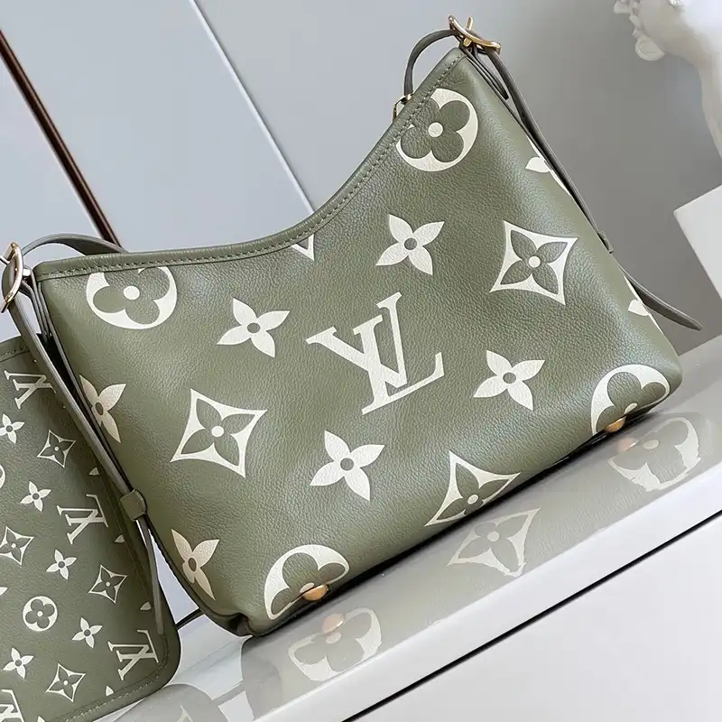 LV Bag 2309YA0010