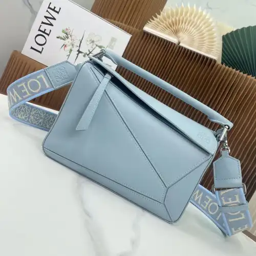 Loewe Bag 2309YA0133