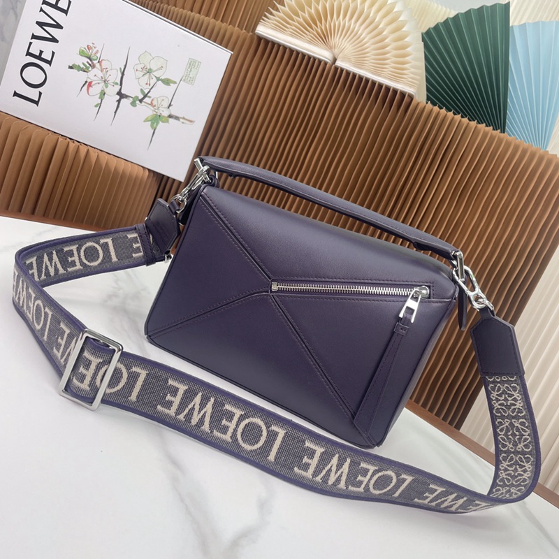 Loewe Bag 2309YA0136